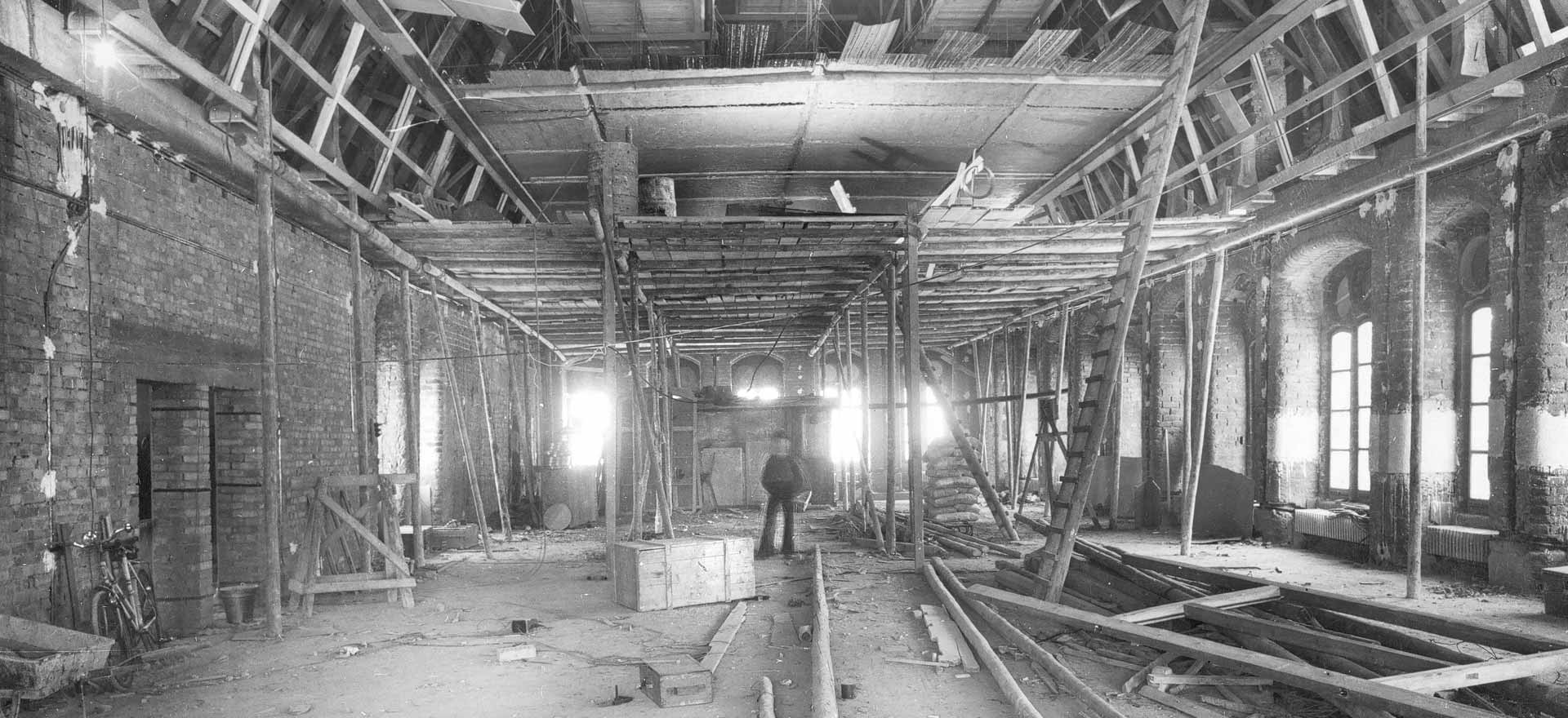 Der Große Saal im Januar 1934, im Bau befindlich