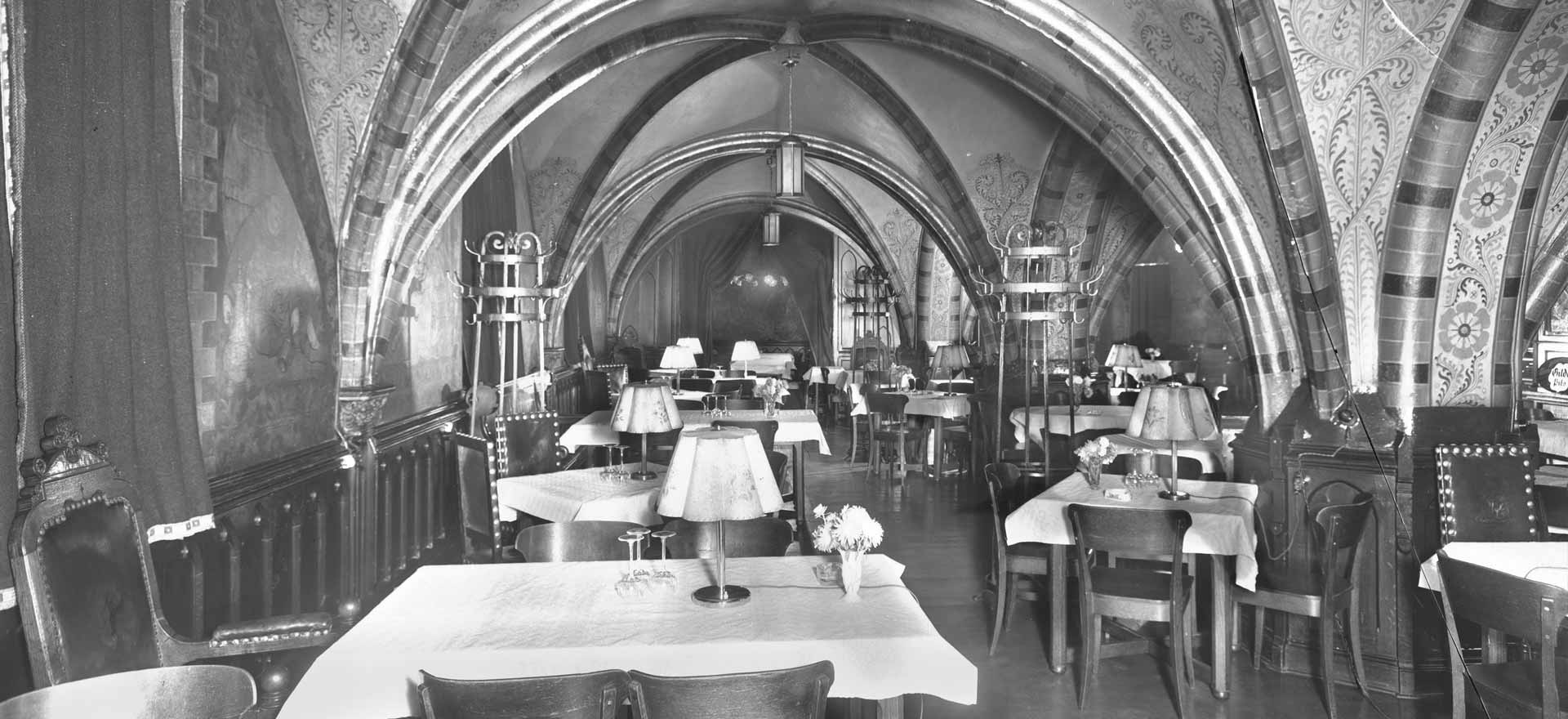 Innenansicht des Ratskellers im September 1940